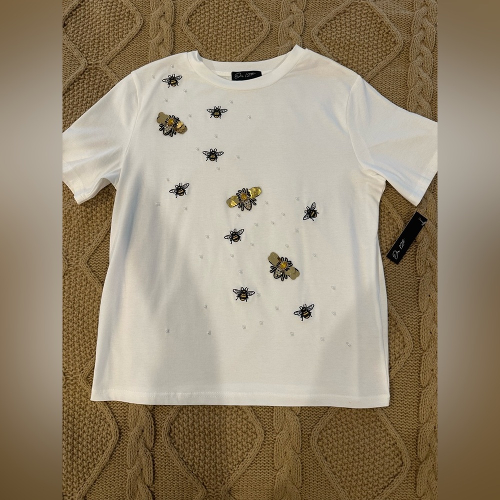 Small Bumblebee White T-Shirt Size M